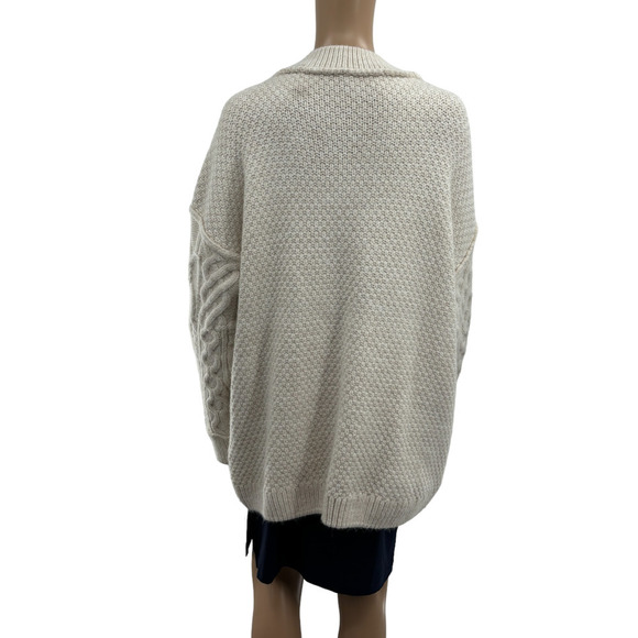 Free People ‘Leslie’ cable knit oversized sweater. - Picture 8 of 12